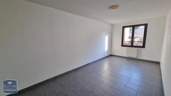Appartement à louer 3 pièces 82.72m² Pont-du-Château (63430)