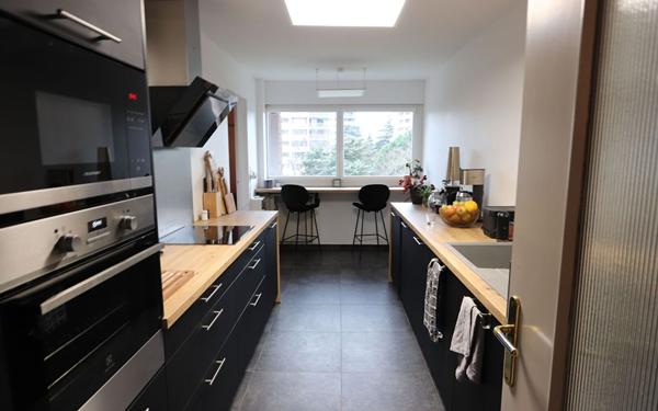 Appartement à louer    4 pièces •  Écully