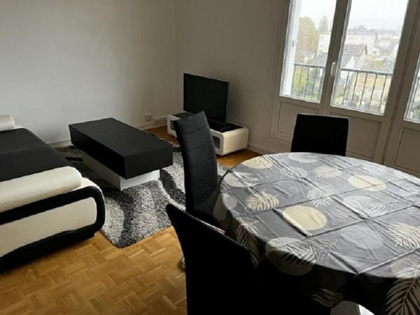 Appartement meublé F2 de 42 m² dans Résidence sécurisée avec place parking PROCHE HOPITAL