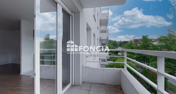 À vendre Appartement 3 pièces 66 m² - Corbeil-essonnes 91100