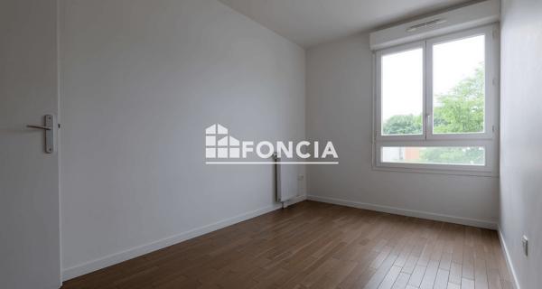 À vendre Appartement 3 pièces 66 m² - Corbeil-essonnes 91100