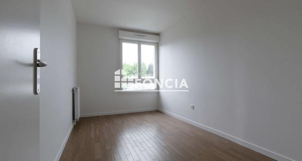 À vendre Appartement 3 pièces 66 m² - Corbeil-essonnes 91100