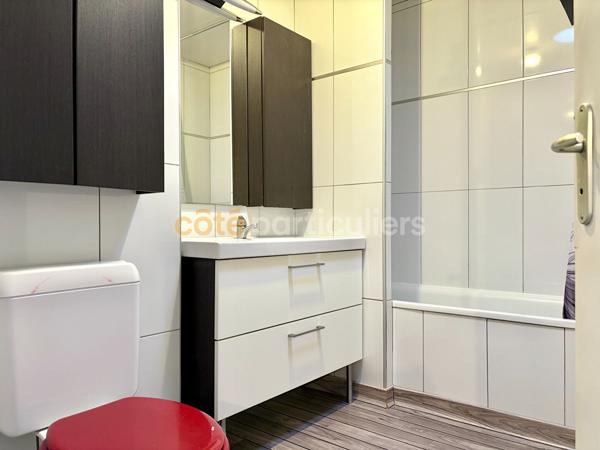 Vente
                Maison130 m² - 6 Pièces -
                    CHERBOURG EN COTENTIN (50120)