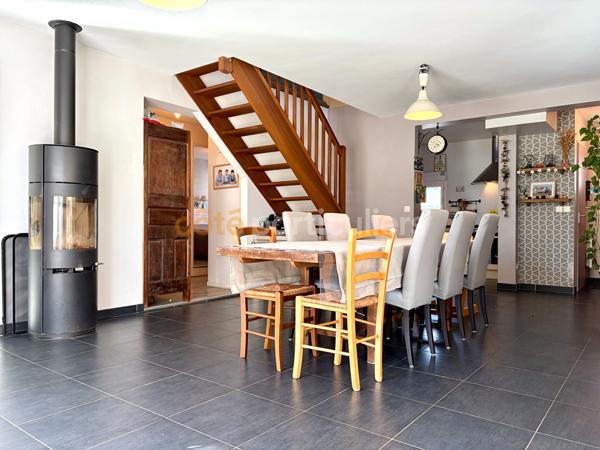 Vente
                Maison130 m² - 6 Pièces -
                    CHERBOURG EN COTENTIN (50120)
