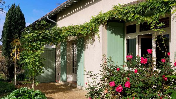 Saint-Aulaye Longere de 210 m² 5 chambres