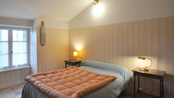 Saint-Aulaye Longere de 210 m² 5 chambres