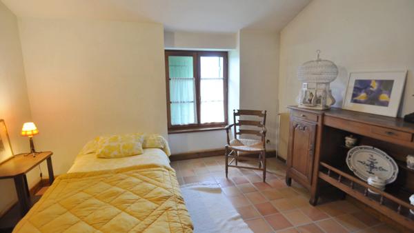 Saint-Aulaye Longere de 210 m² 5 chambres