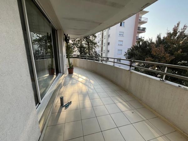 Location Appartement 3 pièces 70 m2 à Montpellier