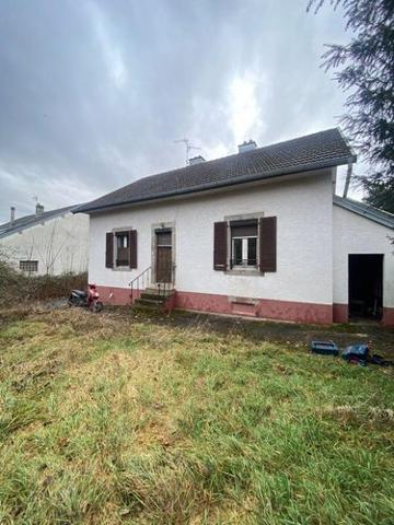 Maison de ville à vendre à Luxeuil-les-Bains en Haute-Saône (70300), ref : 70003-227