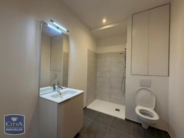 Appartement à louer 1 pièce 25.6m² Vichy (03200)