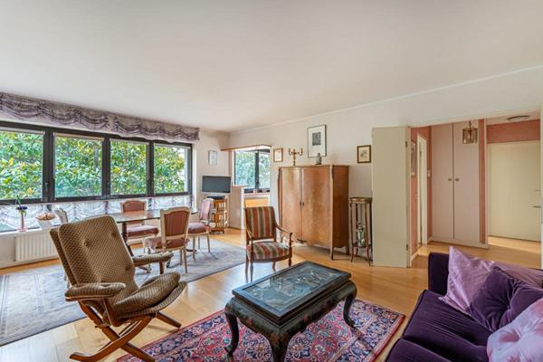 Appartement Suresnes 5 pièce(s) 108 m2