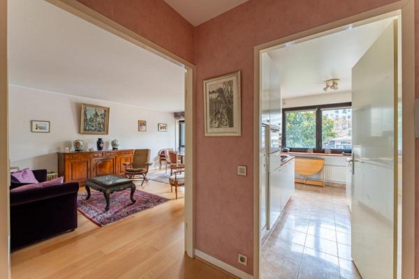 Appartement Suresnes 5 pièce(s) 108 m2