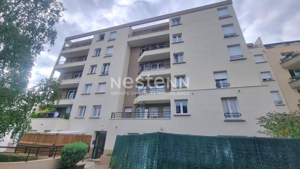 Appartement Torcy 3 pièces secteur des Lacs .