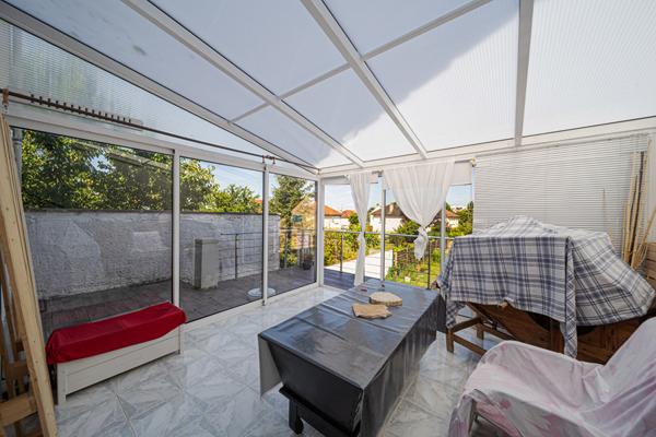 EXCLUSIVITÉ NESTENN ! CHARMANTE MAISON FAMILIALE AVEC LOGEMENT INDÉPENDANT À CHÂTENOY-LE-ROYAL