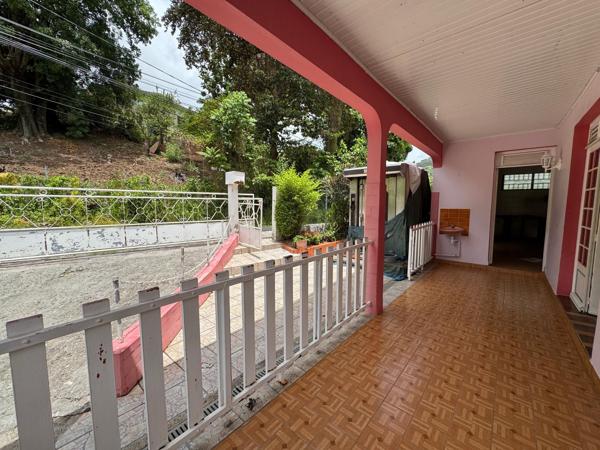 Maison avec potentiel location ou local commercial