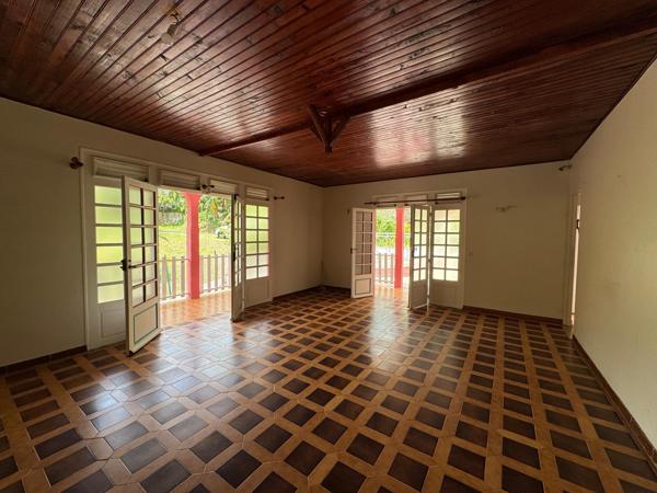 Maison avec potentiel location ou local commercial