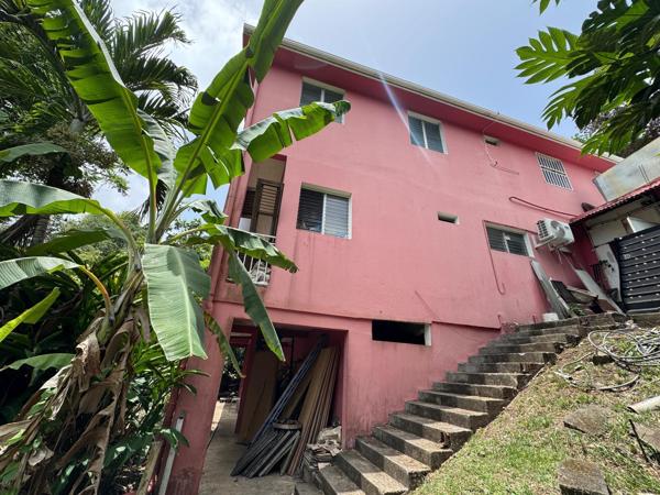 Maison avec potentiel location ou local commercial