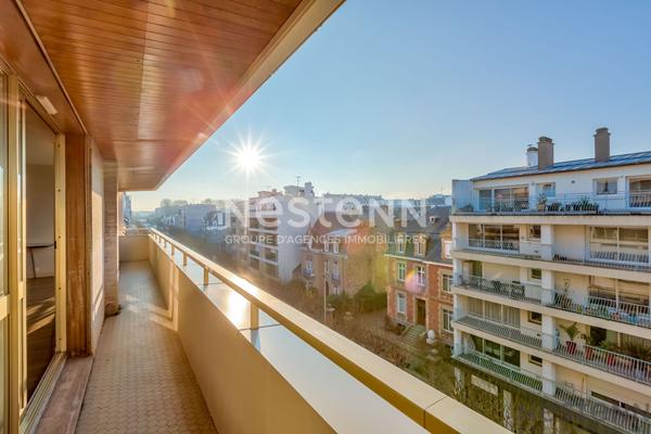 VENTE APPARTEMENT DE STANDING BOULEVARD CLEMENCEAU 3 CHAMBRES AVEC DOUBLE BALCON ET PARKING
