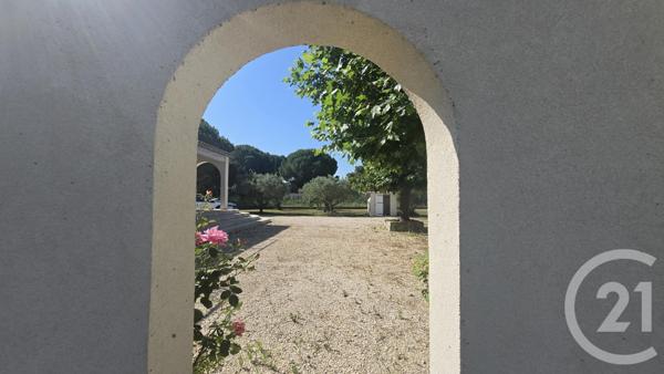 Maison à vendre  6 pièces - 119,78 m2 ARLES - 13