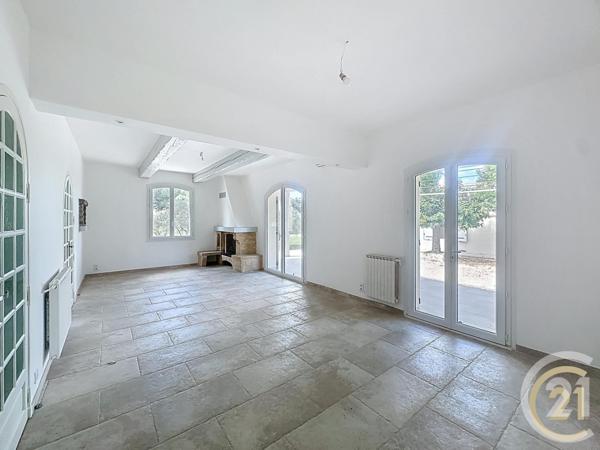 Maison à vendre  6 pièces - 119,78 m2 ARLES - 13