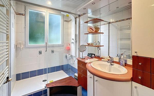 Maison à vendre    6 pièces • 155,86 m2 Ozoir-la-Ferrière