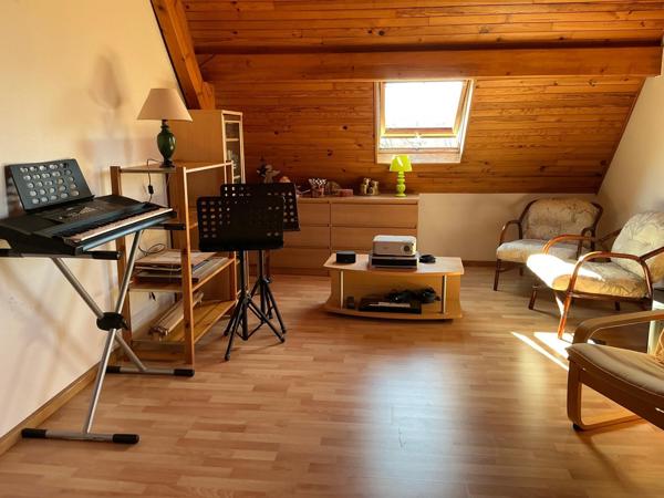 Maison 170 m²,7 pièces ,4 chambres 20 ares de terrain