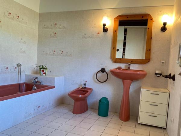 Maison 170 m²,7 pièces ,4 chambres 20 ares de terrain