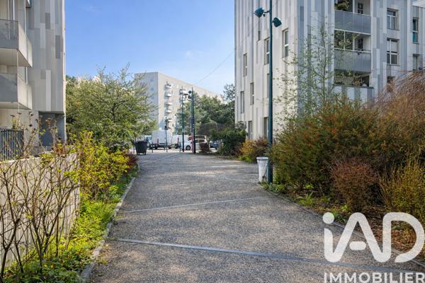 Appartement à vendre 2 pièces 44 m² Pantin