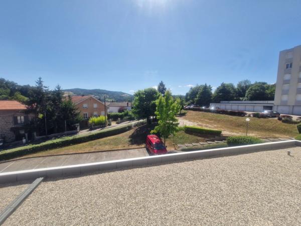 Appartement à vendre 4 pièces UNIEUX (42) 3 chambres / balcon / parking