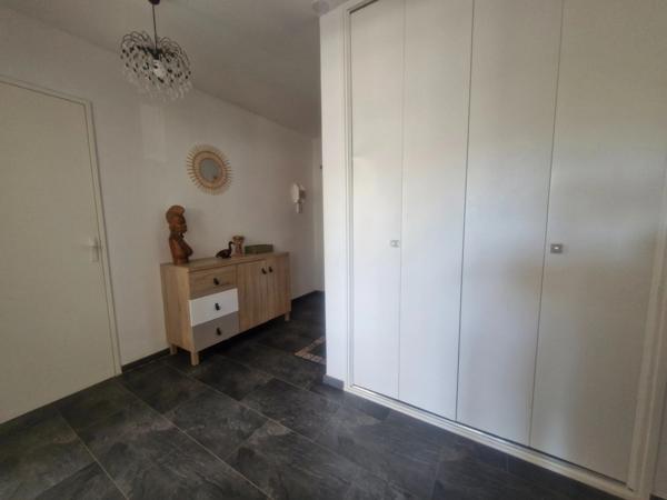 Appartement à vendre 4 pièces UNIEUX (42) 3 chambres / balcon / parking