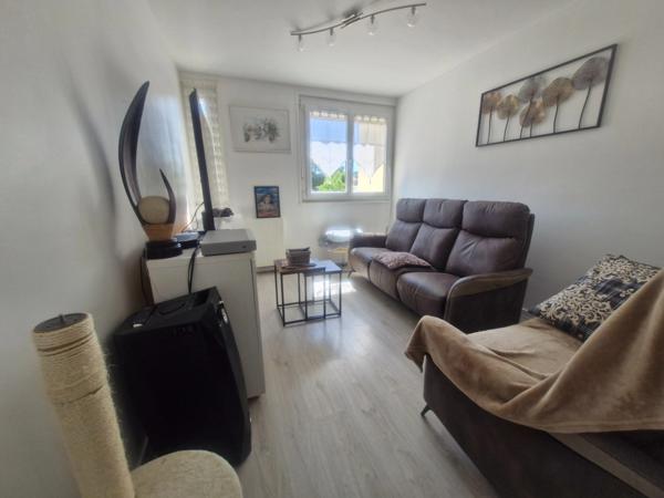 Appartement à vendre 4 pièces UNIEUX (42) 3 chambres / balcon / parking