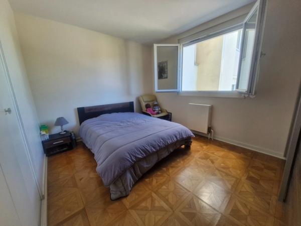 Appartement à vendre 4 pièces UNIEUX (42) 3 chambres / balcon / parking