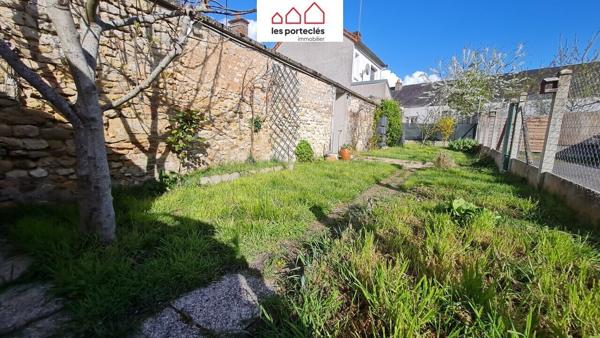 Boiscommun, maison 108 m² (86m² hab), 2 ch, bureau, véranda, terrasse
