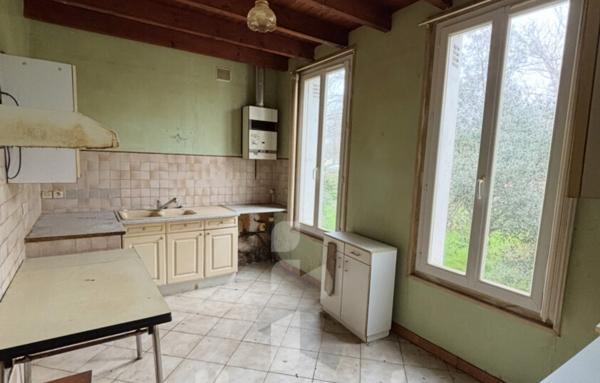 Maison à rénover   78 m2 sur une parcelle de 700 m2