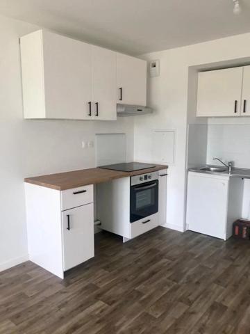 Location                                                      Appartement
                        
                     3 pièces                      54 m2                     à Tigery
