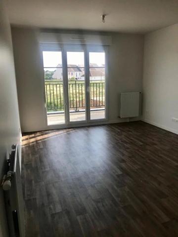 Location                                                      Appartement
                        
                     3 pièces                      54 m2                     à Tigery