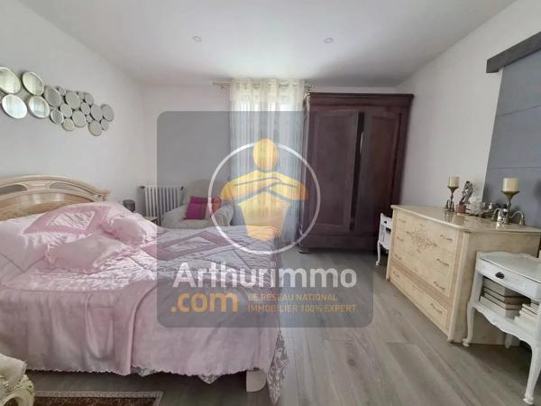 Vente                                                      Maison
                        
                     6 pièces                      122 m2                     à Ormesson-sur-Marne
