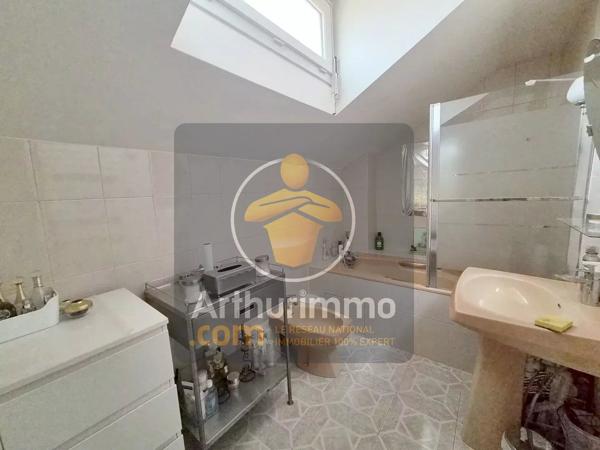 Vente                                                      Maison
                        
                     6 pièces                      122 m2                     à Ormesson-sur-Marne