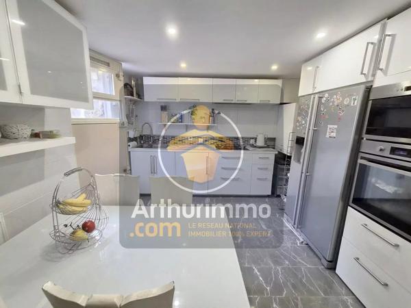 Vente                                                      Maison
                        
                     6 pièces                      122 m2                     à Ormesson-sur-Marne