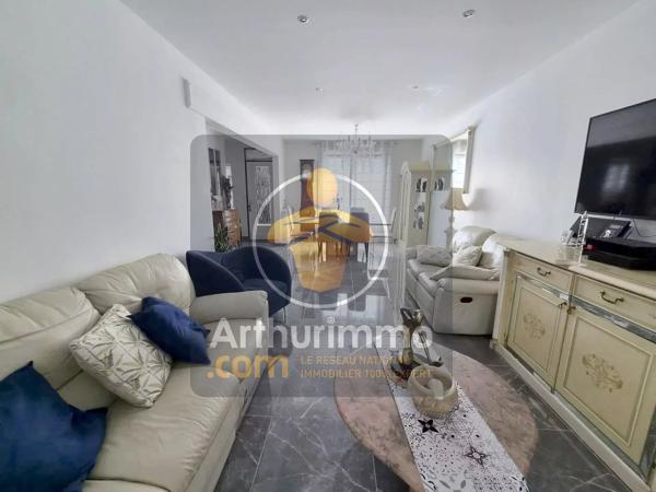 Vente                                                      Maison
                        
                     6 pièces                      122 m2                     à Ormesson-sur-Marne