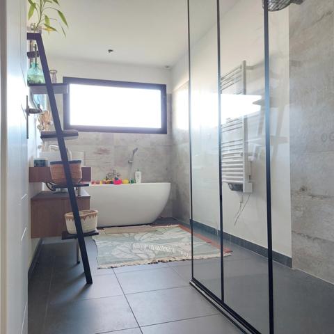 Dpt Tarn et Garonne (82), à vendre MONTAUBAN maison P7 de 216 m² - Terrain de 7 640,00 m² - Plain pied