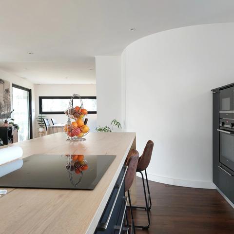 Dpt Tarn et Garonne (82), à vendre MONTAUBAN maison P7 de 216 m² - Terrain de 7 640,00 m² - Plain pied