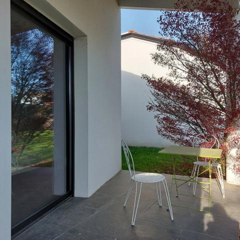 Dpt Tarn et Garonne (82), à vendre MONTAUBAN maison P7 de 216 m² - Terrain de 7 640,00 m² - Plain pied