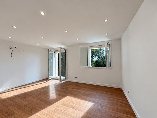 Maison Hauteurs Furiani 5 pièce(s) 162m2 terrain 2028 m2 vue dégagée - piscine