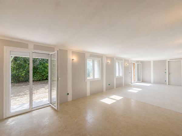 Maison Hauteurs Furiani 5 pièce(s) 162m2 terrain 2028 m2 vue dégagée - piscine