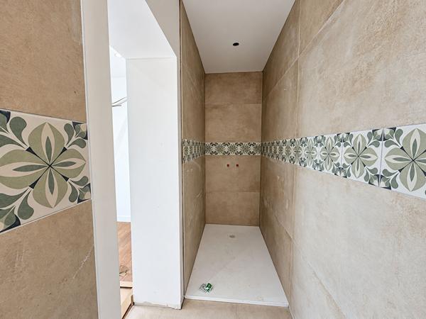 Maison Hauteurs Furiani 5 pièce(s) 162m2 terrain 2028 m2 vue dégagée - piscine