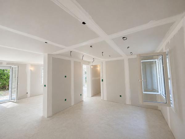 Maison Hauteurs Furiani 5 pièce(s) 162m2 terrain 2028 m2 vue dégagée - piscine