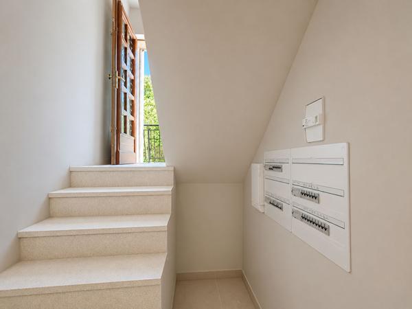 Maison Hauteurs Furiani 5 pièce(s) 162m2 terrain 2028 m2 vue dégagée - piscine