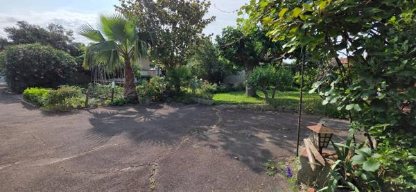 Exclusivité Orphea LC / Maison avec Piscine et jardin