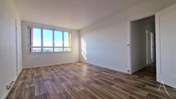 Bel Appartement F3 à Mantes la Jolie centre ville